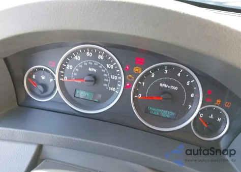 2005 Jeep Grand Cherokee Limited from USA, damaged, VIN 1J4HR58N55C561719